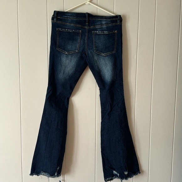 Distressed Rue21 wide leg jeans - Picture 3 of 4